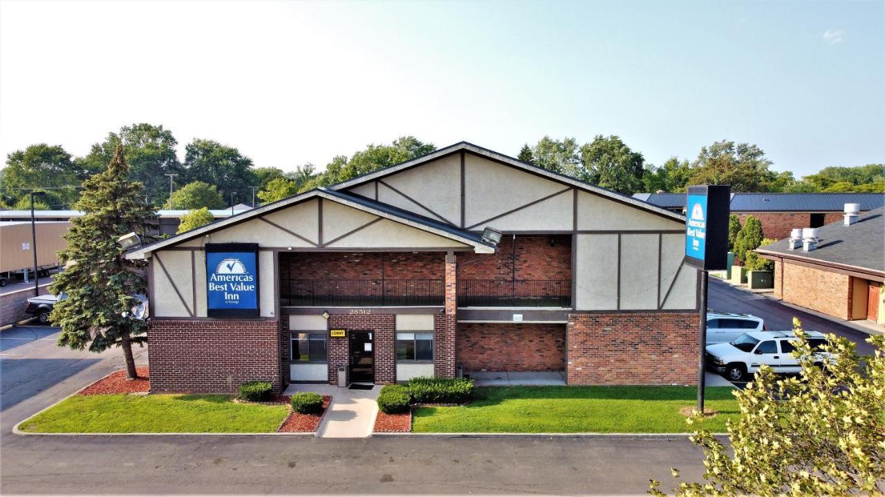 Americas Best Value Inn-Livonia/Detroit Exterior photo
